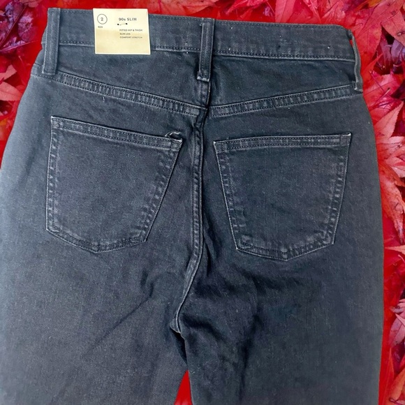 NWT Universal Thread Black Retro ‘High-Rise 90s Slim Leg Jeans’ Size 2 - Picture 13 of 16